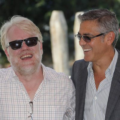 Philip Seymour Hoffman y George Clooney en el Festival de Venecia