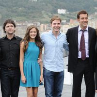 Juan Carlos Fresnadillo presenta 'Intrusos' junto a los protagonistas en San Sebastián