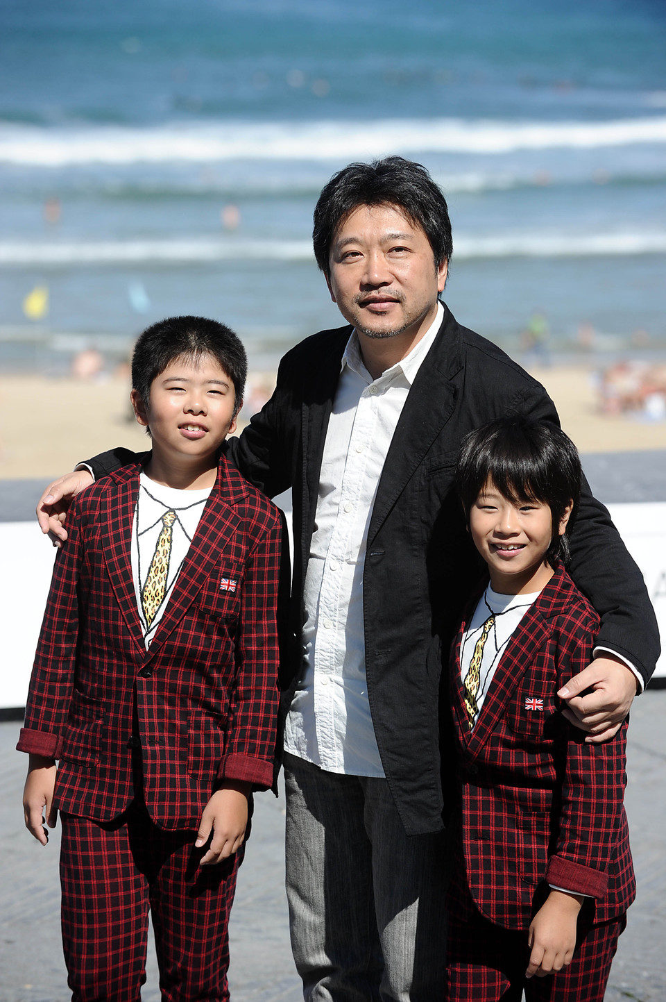 Kore Eda Hirokazu, Koki Maeda y Oshihiro Maeda en San Sebastián