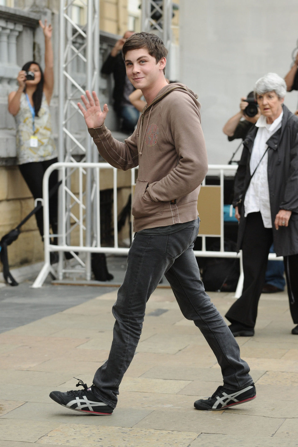 Logan Lerman llega a San Sebastián