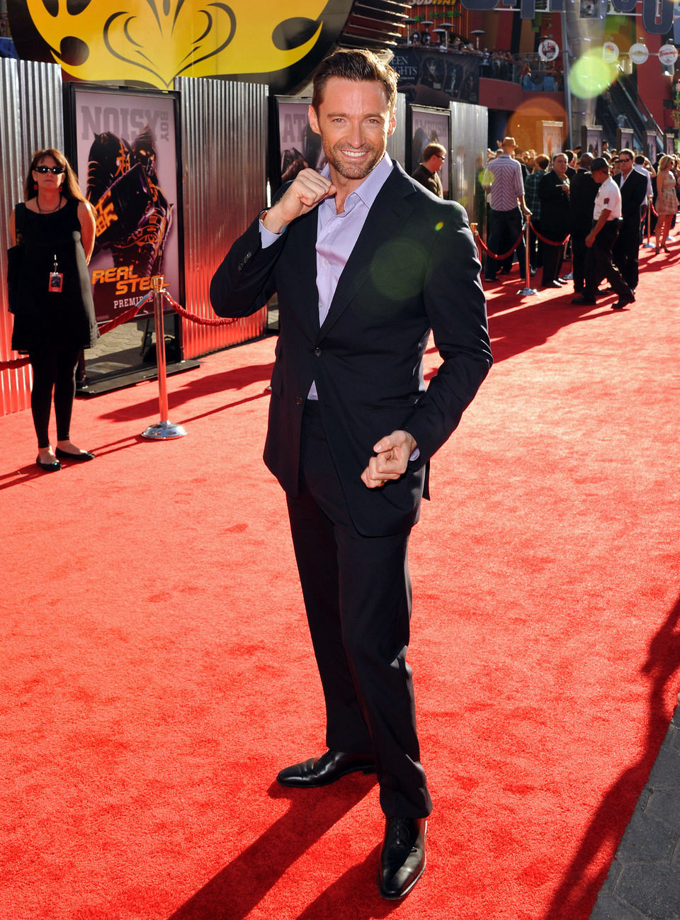 Hugh Jackman posa en la alfombra roja de los estudios Universal