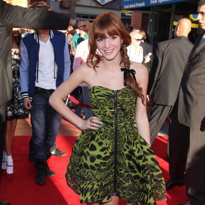 Bella Thorne en la alfombra roja de 'Acero puro'