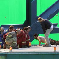 Henry Cavill hace flexiones en el set de 'Man of Steel'