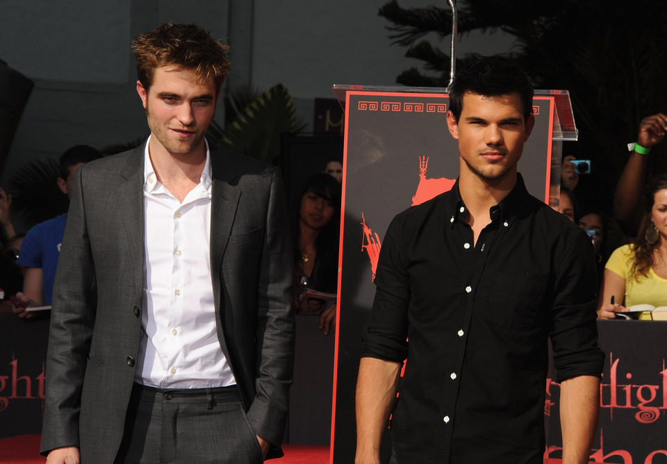 Robert Pattinson y Taylor Lautner posan en Hollywood