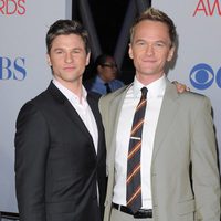 Neil Patrick Harris y su marido en la alfombra roja de los People Choice Awards 2012