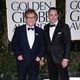 Elton John y David Furnish en la entrada de los Globos de Oro 2012