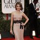 Sarah Hyland en la alfombra roja de los Globos de Oro 2012