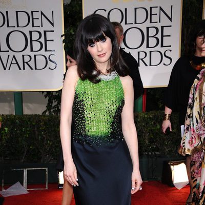 Zooey Deschanel en el photocall de los Globos de Oro 2012