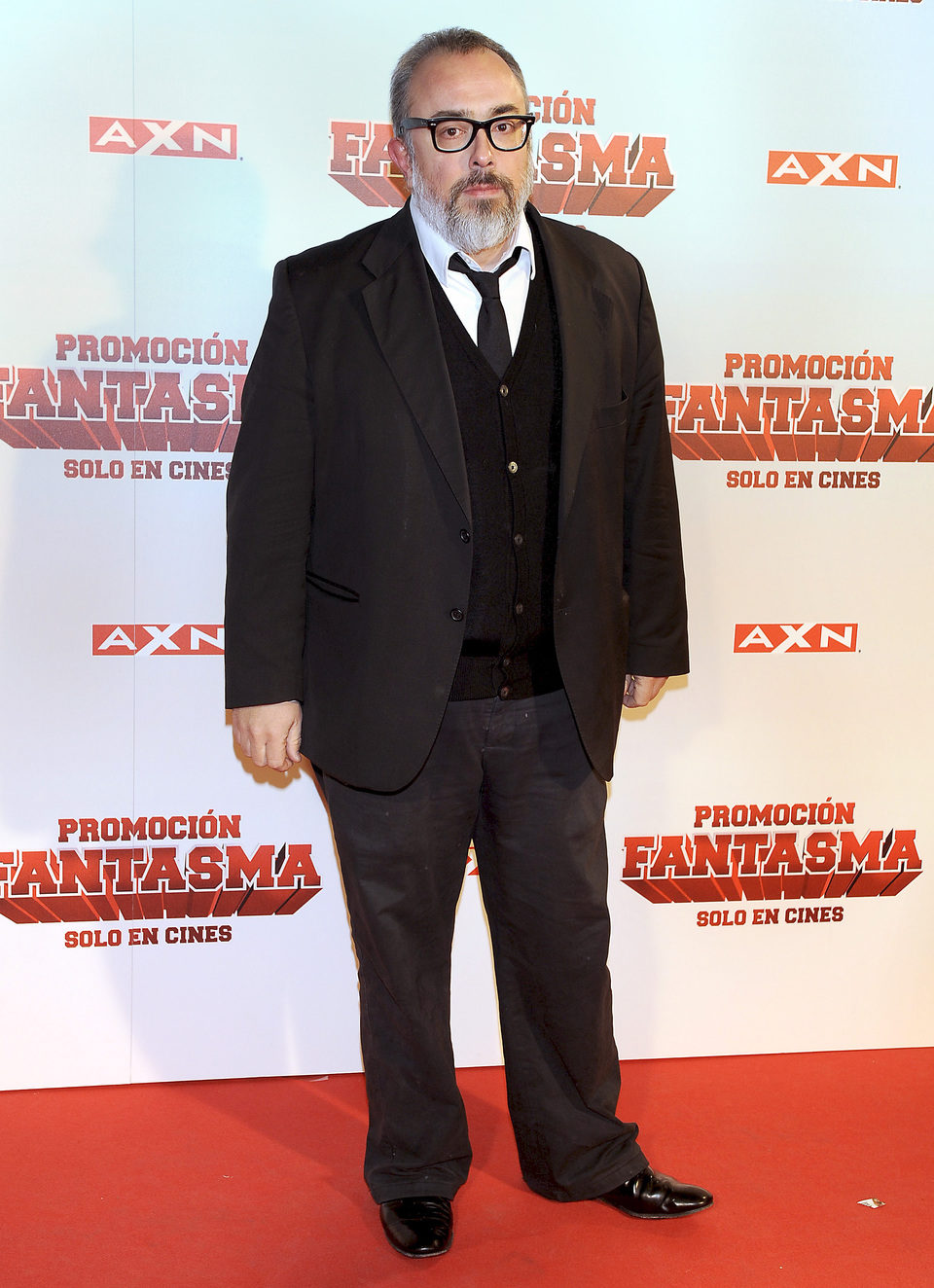 Álex de la Iglesia posa en el photocall de 'Promoción fantasma' en Madrid