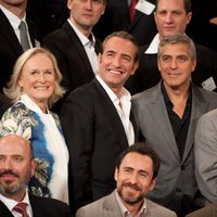 Stan Chervin, Glenn Close, Jean Dujardin, George Clooney, Christopher Columbus en la foto de nominados a los Oscar 2012