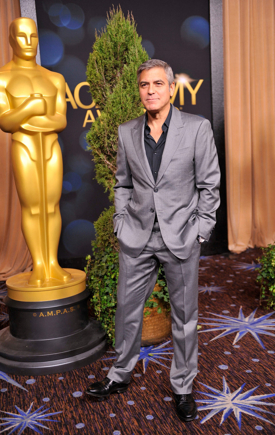 George Clooney en la comida de nominados a los Oscar 2012