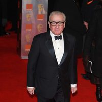 Martin Scorsese posa a la entrada de los premios BAFTA 2012