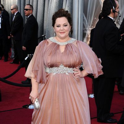 Melissa McCarthy en la alfombra roja de los Oscar 2012