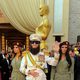 Sacha Baron Cohen como 'El Dictador' en la alfombra roja de los Oscar 2012