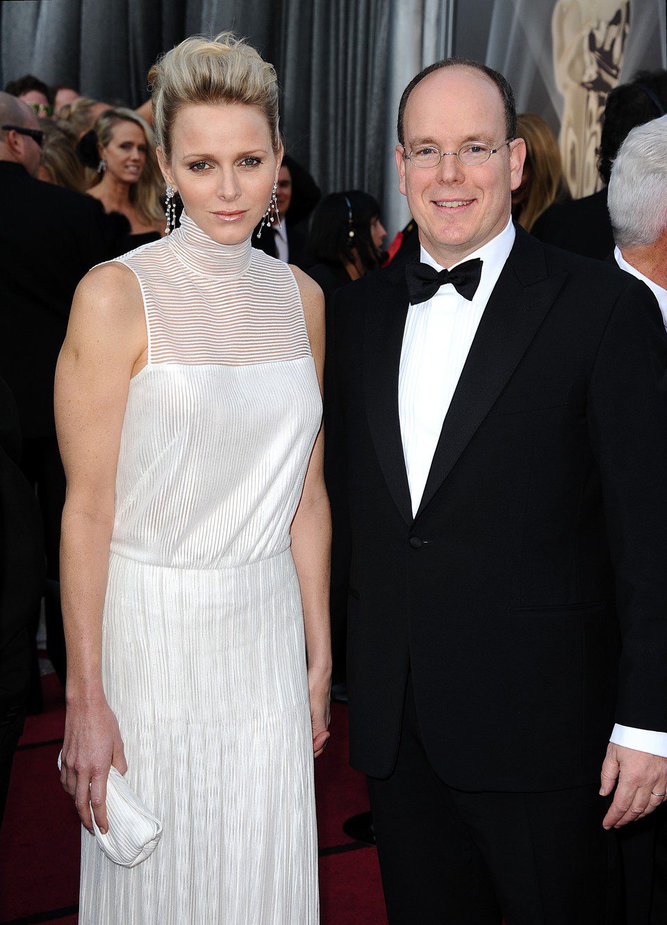 Charlene Wittstock y el príncipe Alberto de Mónaco en la alfombra roja de los Oscar 2012