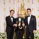 Los guionistas de 'Los descendientes', premiados con el Oscar 2012 por la adaptación del libro