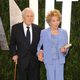 Kirk Douglas y su esposa en la fiesta de Vanity Fair tras los Oscar 2012