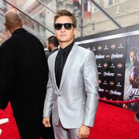 Jeremy Renner en la premiére mundial de 'Los Vengadores'