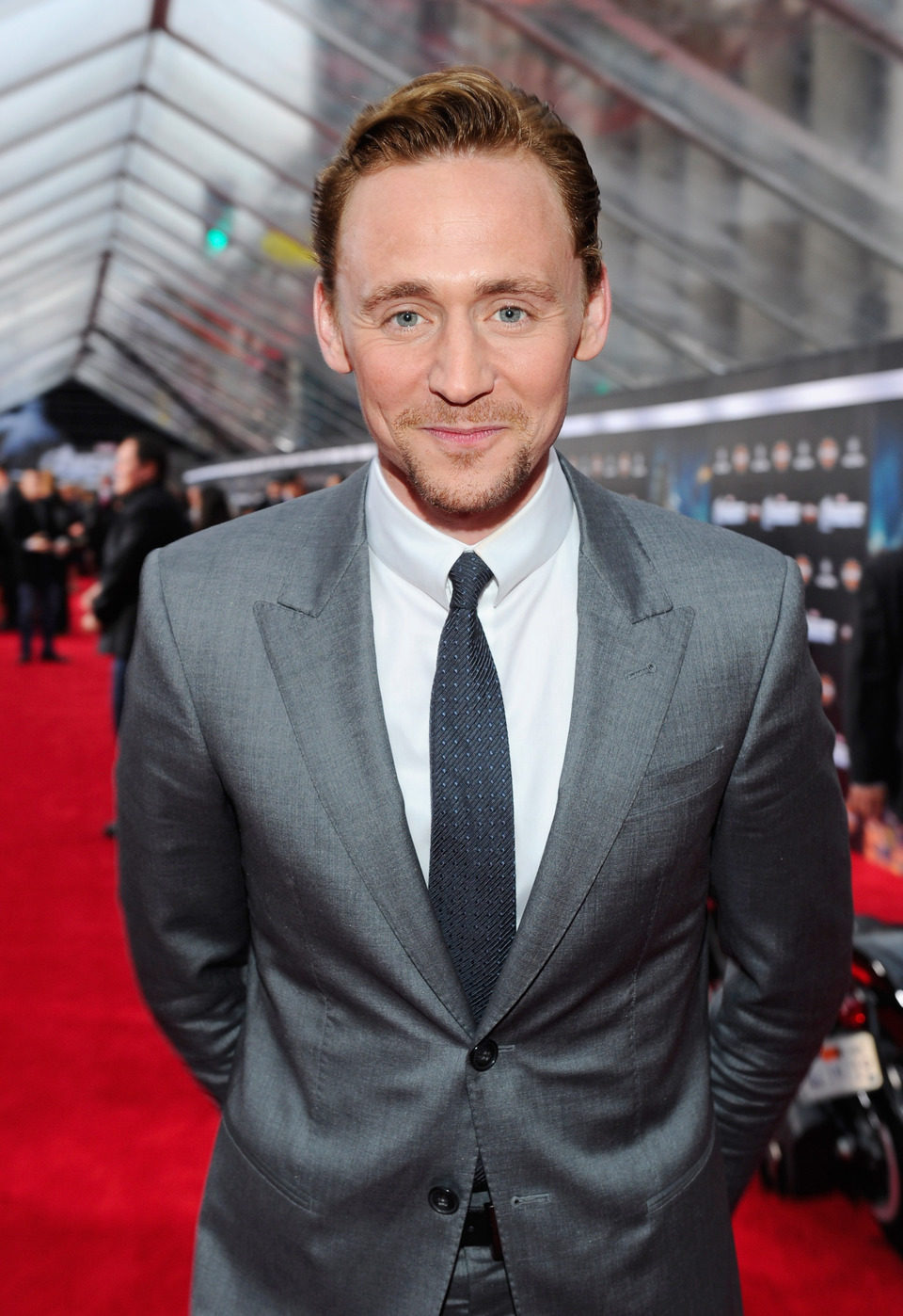 Tom Hiddleston en el estreno mundial de 'Los Vengadores'