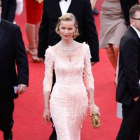 Eva Herzigova en la inauguración del Festival de Cannes 2012