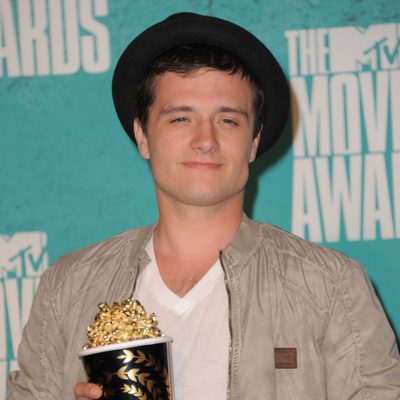 Josh Hutcherson, mejor actor en los MTV Movie Awards 2012