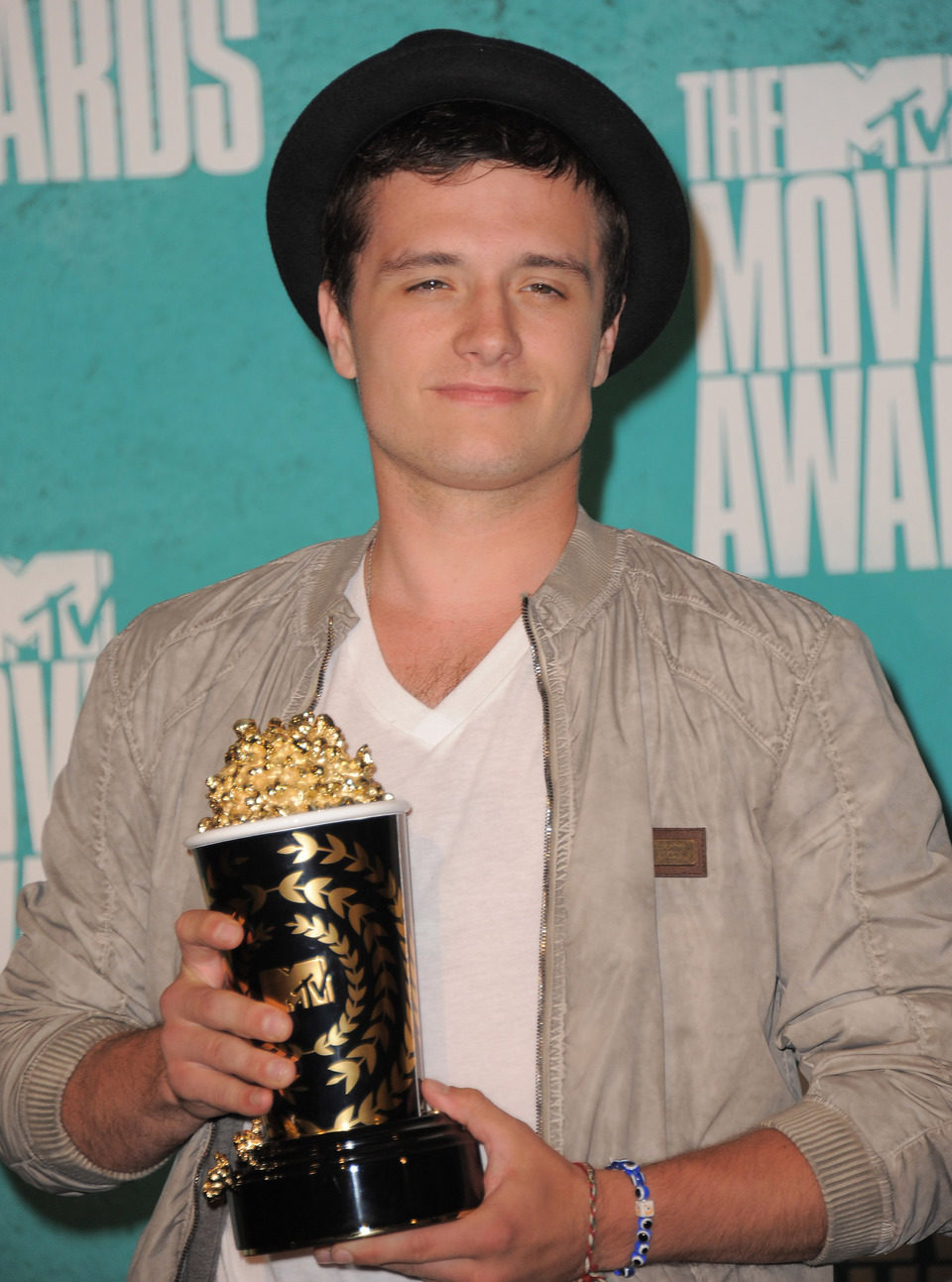 Josh Hutcherson, mejor actor en los MTV Movie Awards 2012