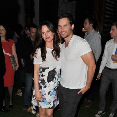 Elizabeth Reaser y Peter Facinelli en la Comic-Con