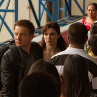 Rachel Weisz y Jeremy Renner en 'El legado de Bourne'