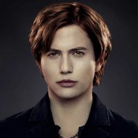 Jackson Rathbone es Jasper en 'Amanecer: Parte 2'