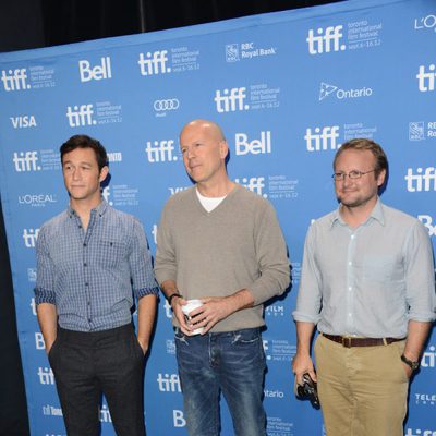 Joseph Gordon-Levitt, Bruce Willis y Rian Johnson en el TIFF 2012