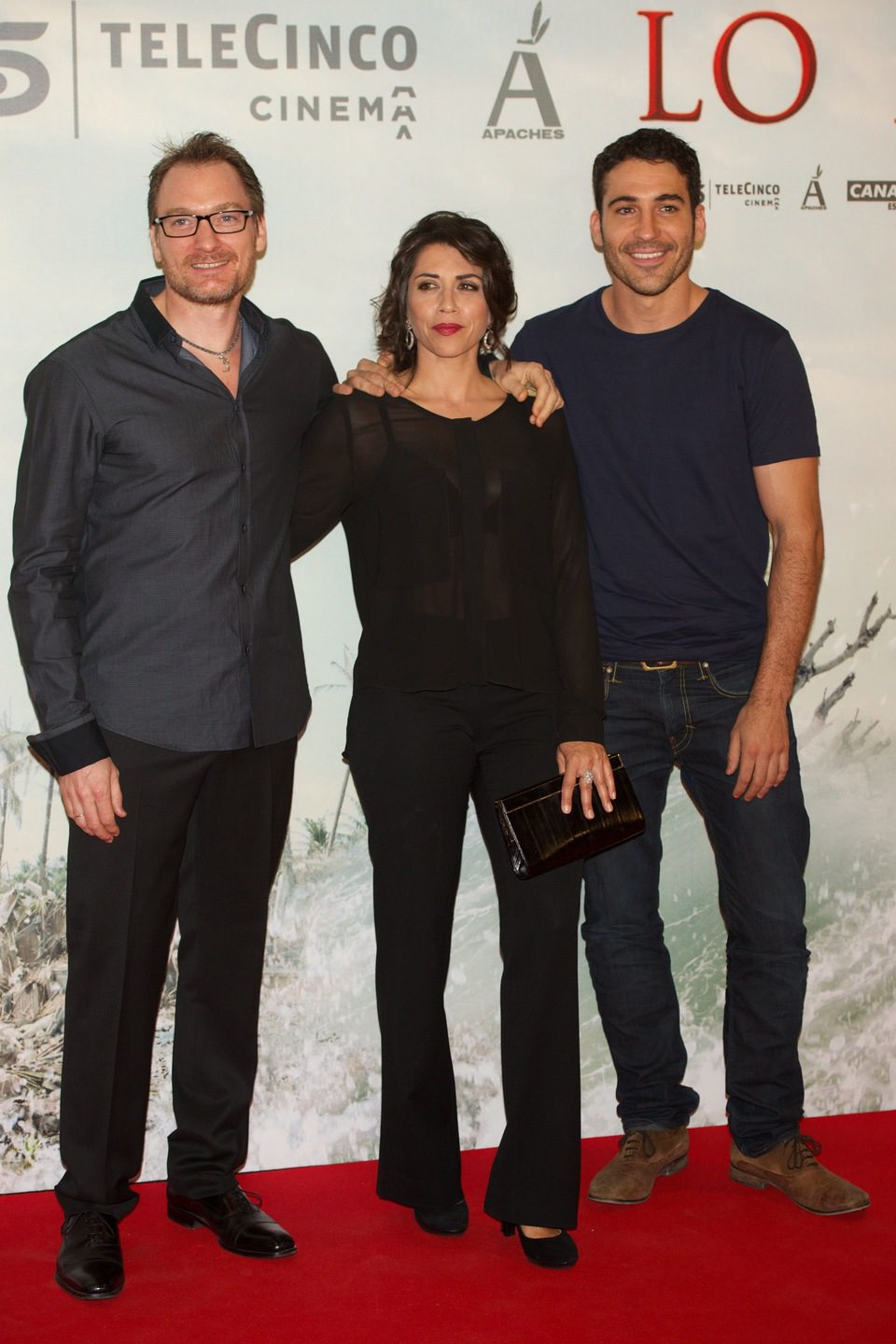 Ben Temple, Alicia Borrachero y Miguel Ángel Silvestre en la premiére de 'Lo imposible'