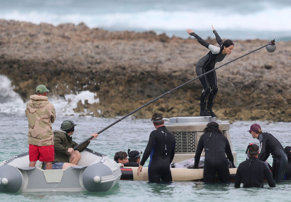 Jennifer Lawrence salta en el rodaje de 'Los Juegos del Hambre: En llamas'