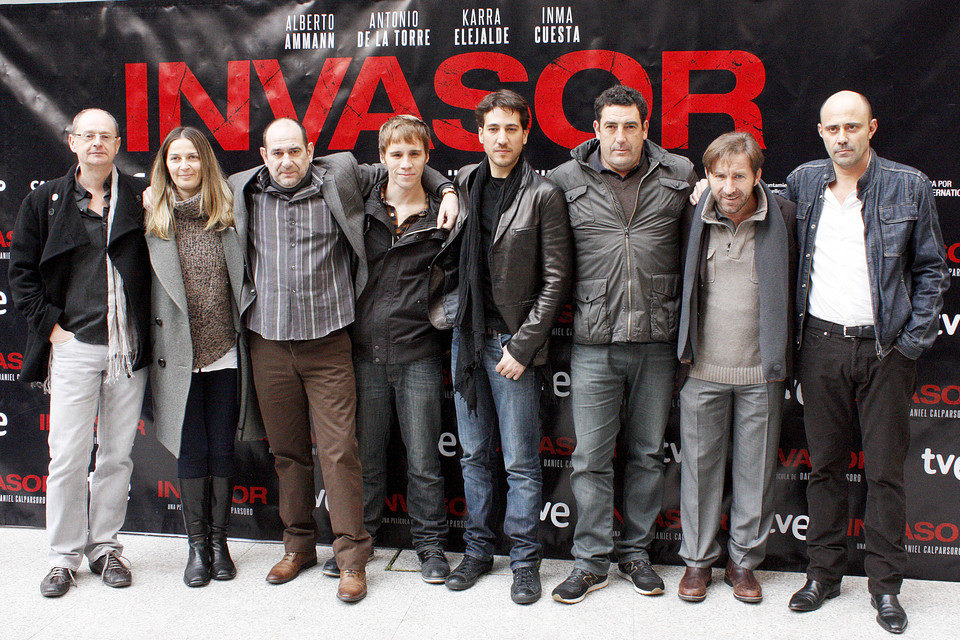 El reparto de 'Invasor' en la presentación de la película en Madrid