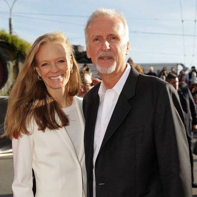 James Cameron y Suzy Amis en la premiere de 'El Hobbit: Un viaje inesperado' en Nueva Zelanda