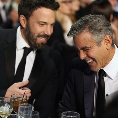 Ben Afflleck y George Clooney en la gala de los Critics' Choice Movie Awards 2013