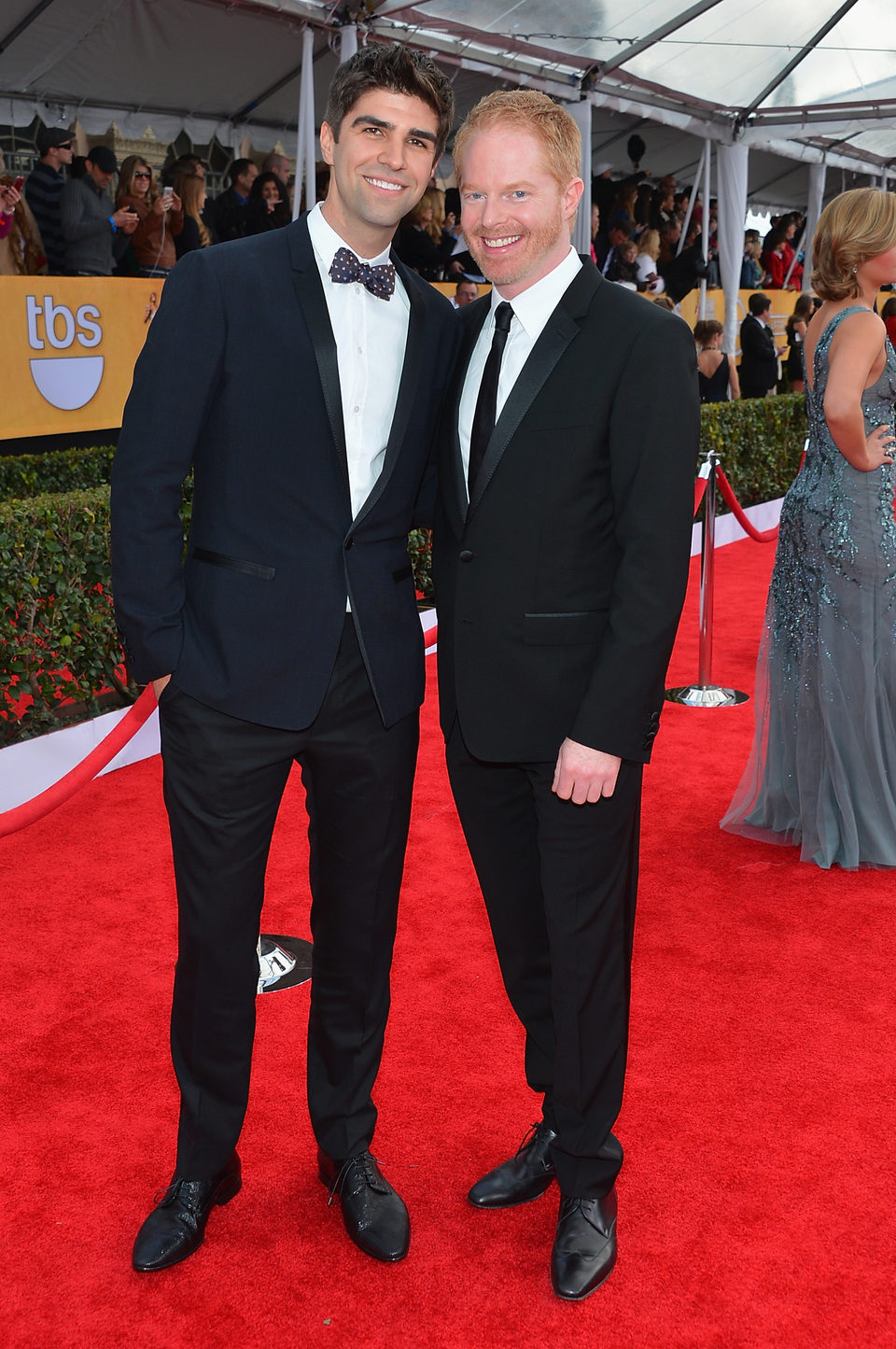 Jesse Tyler Ferguson y Justin Mikita en la alfombra roja de los Screen Actors Guild Awards 2013