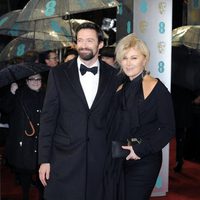 Hugh Jackman y Deborra Lee-Furness en los BAFTA 2013