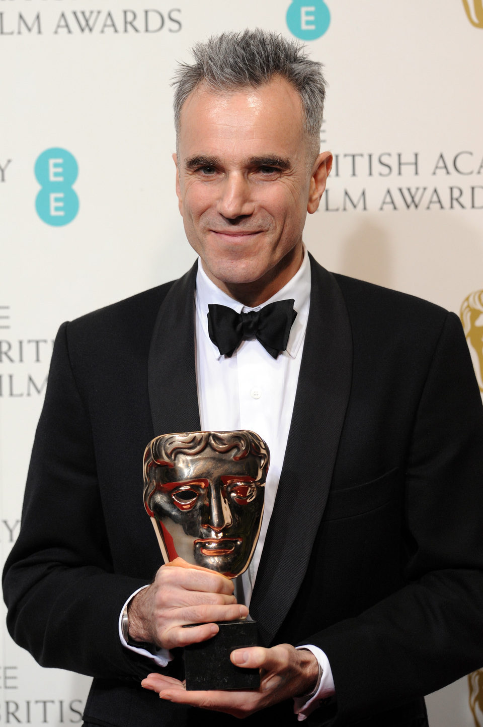 Daniel Day-Lewis ganador del premio al mejor actor en los BAFTA 2013