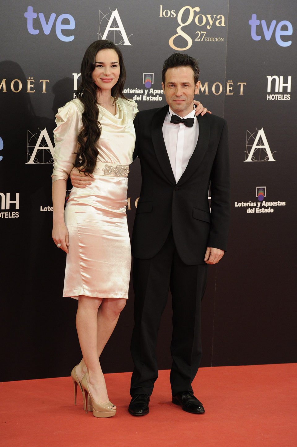 Beatriz Montañez y Gustavo Salmerón en la alfombra roja de los Goya 2013