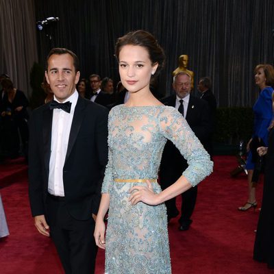 Alicia Vikander en los Oscar 2013