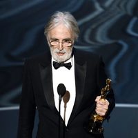 Michael Haneke recoge el Oscar 2013 a Mejor película extranjera por 'Amour'