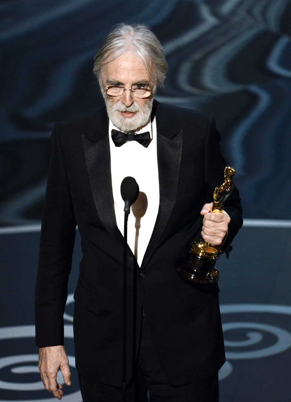 Michael Haneke recoge el Oscar 2013 a Mejor película extranjera por 'Amour'