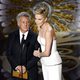 Dustin Hoffman y Charlize Theron presentan en los Oscar 2013