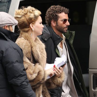 Jennifer Lawrence y Bradley Cooper rodando 'American Bullshit'