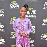 Quvenzhane Wallis en la alfombra roja de la entrega de los MTV Movie Awards 2013