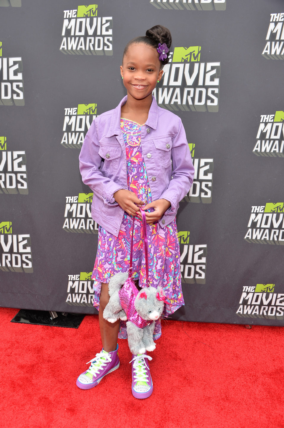 Quvenzhane Wallis en la alfombra roja de la entrega de los MTV Movie Awards 2013