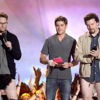 Seth Rogen, Zac Efron y Danny McBride en los MTV Movie Awards 2013