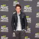 Eddie Redmayne en la alfombra roja de la entrega de los MTV Movie Awards 2013