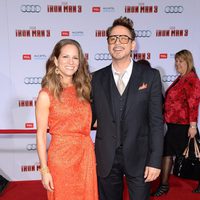 Robert Downey Jr. y su mujer Susan en el estreno mundial de 'Iron Man 3' en Los Ángeles