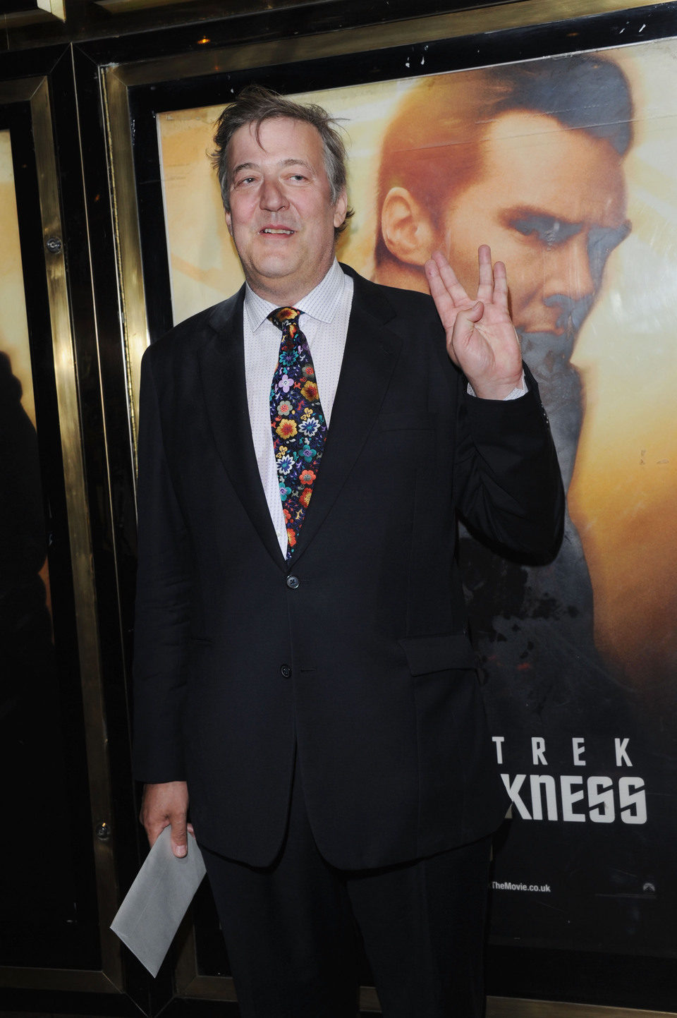 Stephen Fry en el estreno en Londres de 'Star Trek: En la oscuridad'